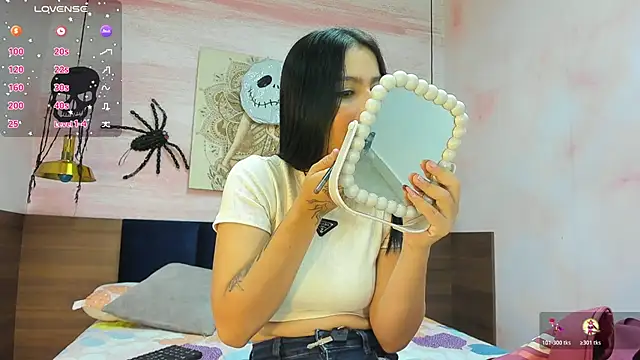 AnneDixie online show from 30, 10, 2025