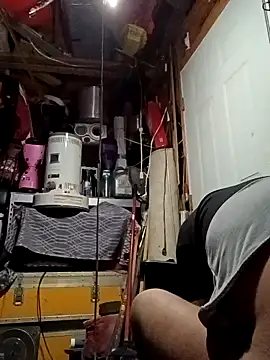 Snapshot of prettyboi6992 chatting on 7, 3, 2026 prettyboi6992 online show from 7, 3, 2026