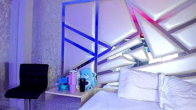 Miia002 online show from 29, 10, 2025