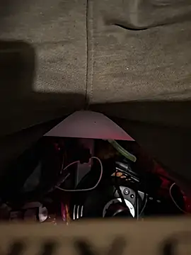 FreezingTie850 online show from 18, 3, 2026