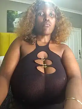 Snapshot of Bustygoddess32 chatting on 7, 1, 2025 Bustygoddess32 online show from 7, 1, 2025