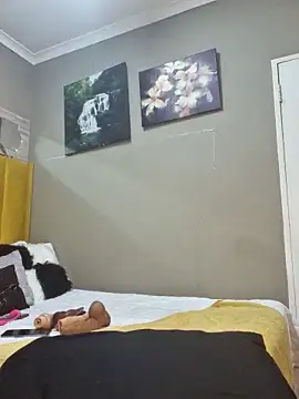 Snapshot of Bustygoddess32 chatting on 5, 3, 2025 Bustygoddess32 online show from 5, 3, 2025