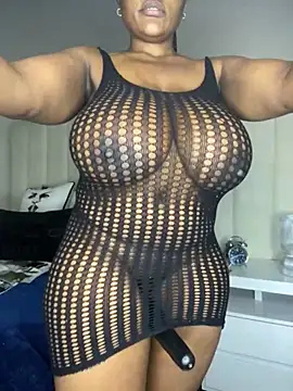 Snapshot of Bustygoddess32 chatting on 20, 10, 2025 Bustygoddess32 online show from 20, 10, 2025