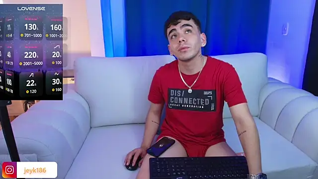 Snapshot of Jey_keler1 chatting on 27, 10, 2025 Jey keler1 online show from 27, 10, 2025