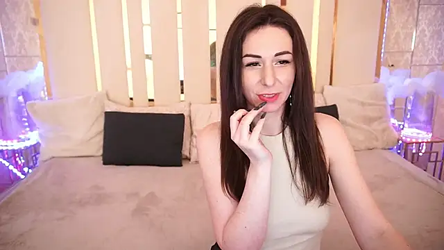 KimmmLi online show from 4, 12, 2024