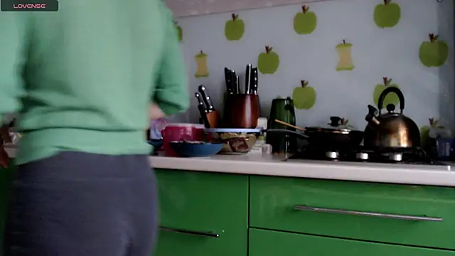 vaders daughter online show from 8, 12, 2024