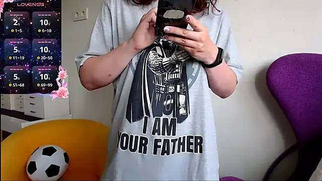 Snapshot of vaders_daughter chatting on 15, 7, 2026 vaders daughter online show from 15, 7, 2026