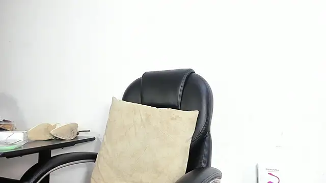 Barbie girl 69 online show from 27, 11, 2025