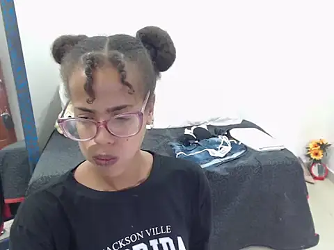 CanellaHotx online show from 27, 12, 2024