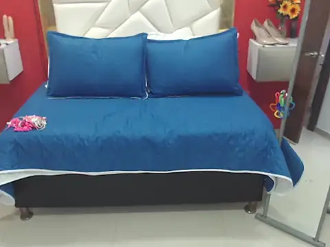 CanellaHotx online show from 8, 9, 2025