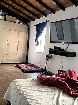 Snapshot of RachellGraham chatting on 10, 3, 2025 RachellGraham online show from 10, 3, 2025