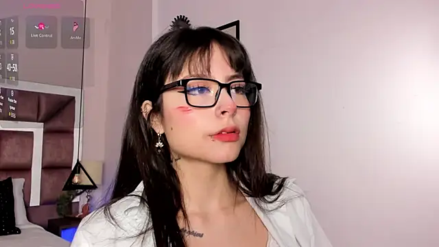 Snapshot of AnnieNasty chatting on 13, 6, 2026 AnnieNasty online show from 13, 6, 2026
