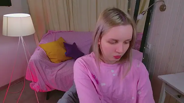 Beatrica Klein online show from 23, 3, 2026