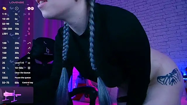 -Stacyy- online show from 12, 1, 2025