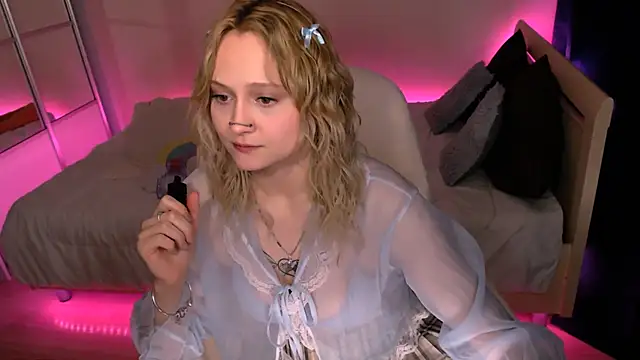 MariaMango online show from 3, 1, 2025