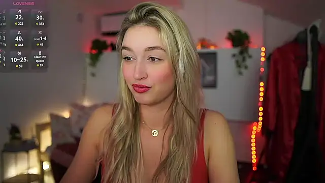 Snapshot of Alexis___Texas chatting on 8, 1, 2025 Alexis Texas online show from 8, 1, 2025