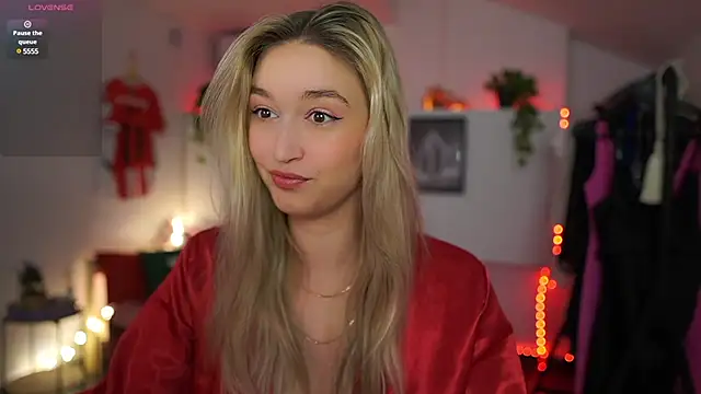 Snapshot of Alexis___Texas chatting on 8, 2, 2025 Alexis Texas online show from 8, 2, 2025