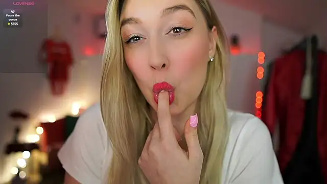 Snapshot of Alexis___Texas chatting on 23, 2, 2025 Alexis Texas online show from 23, 2, 2025