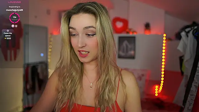 Snapshot of Alexis___Texas chatting on 4, 3, 2025 Alexis Texas online show from 4, 3, 2025