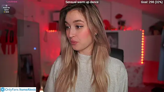 Snapshot of Alexis___Texas chatting on 19, 10, 2025 Alexis Texas online show from 19, 10, 2025