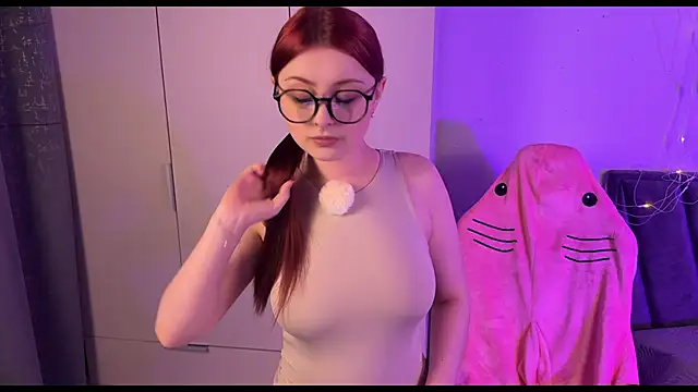 RozieRose online show from 2, 10, 2025