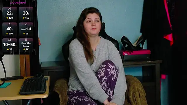 TreeJeanne online show from 8, 10, 2025