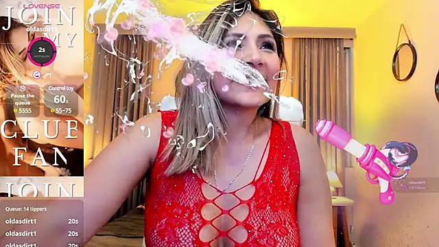Snapshot of Melanie_silver_ chatting on 3, 12, 2024 Melanie silver  online show from 3, 12, 2024
