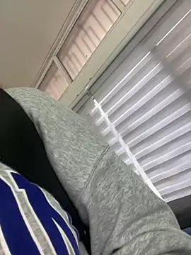 Lia sex69 online show from 7, 3, 2025