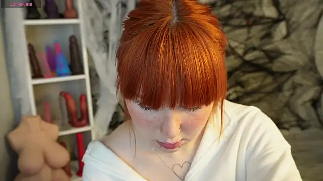 Snapshot of hannah_lourens chatting on 24, 10, 2025 hannah lourens online show from 24, 10, 2025