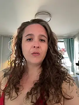 sylviahhh online show from 19, 6, 2026
