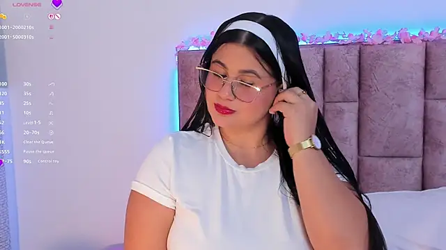 Snapshot of miahkumar chatting on 10, 4, 2026 miahkumar online show from 10, 4, 2026