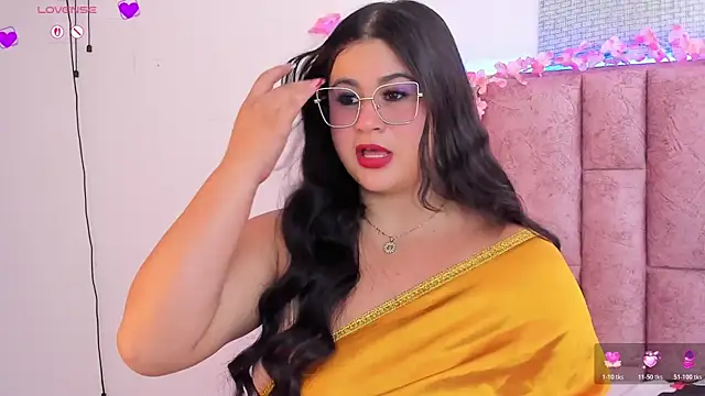 Snapshot of miahkumar chatting on 18, 5, 2026 miahkumar online show from 18, 5, 2026