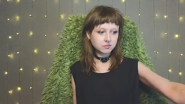 Snapshot of kortny_yo chatting on 29, 10, 2025 kortny yo online show from 29, 10, 2025