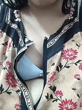 Snapshot of Aaradhya chatting on 19, 1, 2025 Aaradhya online show from 19, 1, 2025