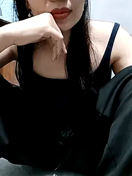 Blythe 69 online show from 13, 3, 2025