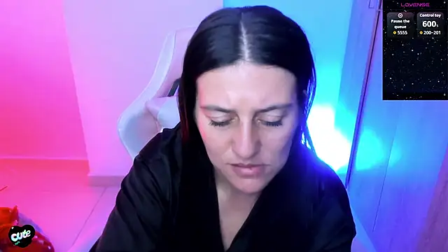 Snapshot of Saskyaa chatting on 2, 7, 2026 Saskyaa online show from 2, 7, 2026