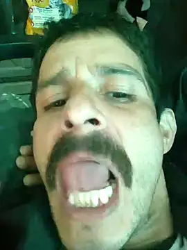 Snapshot of LongDickZee562 chatting on 10, 12, 2024 LongDickZee562 online show from 10, 12, 2024