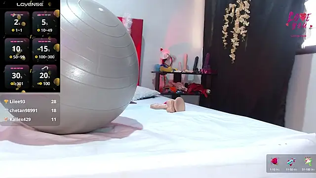 Snapshot of cleopatraa chatting on 20, 12, 2024 cleopatraa online show from 20, 12, 2024