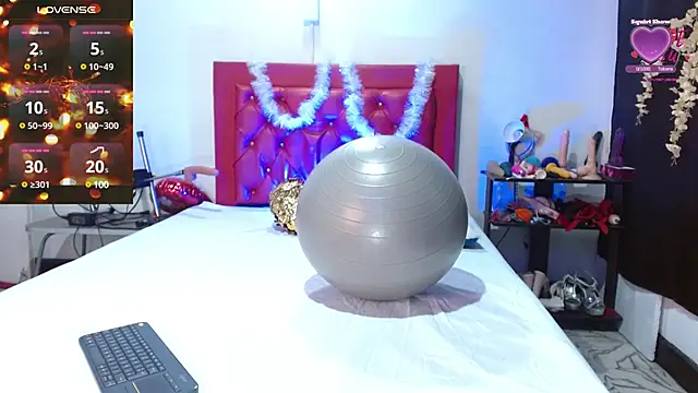 Snapshot of cleopatraa chatting on 30, 12, 2024 cleopatraa online show from 30, 12, 2024