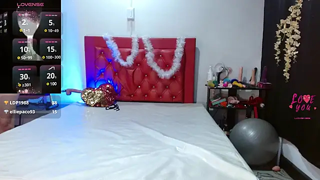 Snapshot of cleopatraa chatting on 11, 1, 2025 cleopatraa online show from 11, 1, 2025