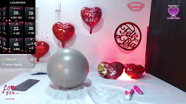 Snapshot of cleopatraa chatting on 14, 2, 2025 cleopatraa online show from 14, 2, 2025