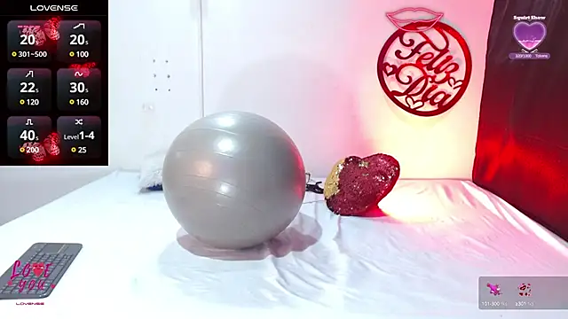 Snapshot of cleopatraa chatting on 21, 2, 2025 cleopatraa online show from 21, 2, 2025