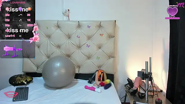 cleopatraa online show from 7, 5, 2026