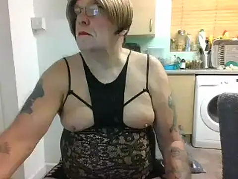 Snapshot of samanthasissieuk chatting on 1, 1, 2025 samanthasissieuk online show from 1, 1, 2025