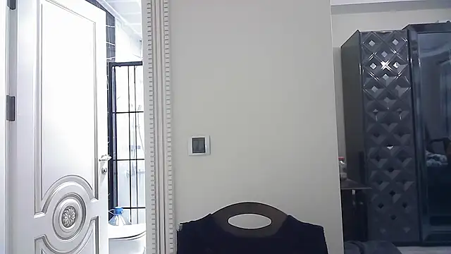 Snapshot of KIZLAZIMYaa chatting on 22, 11, 2025 KIZLAZIMYaa online show from 22, 11, 2025