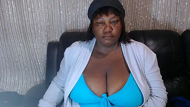 Snapshot of MATUREBUSSTY chatting on 26, 2, 2025 MATUREBUSSTY online show from 26, 2, 2025