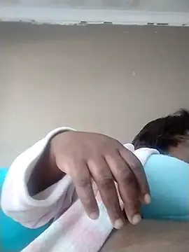 Snapshot of MATUREBUSSTY chatting on 11, 9, 2025 MATUREBUSSTY online show from 11, 9, 2025