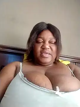 Snapshot of MATUREBUSSTY chatting on 2, 10, 2025 MATUREBUSSTY online show from 2, 10, 2025