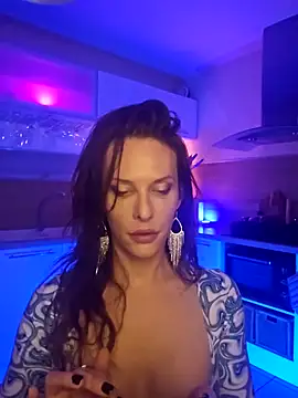 Luna Kitanna online show from 8, 12, 2024