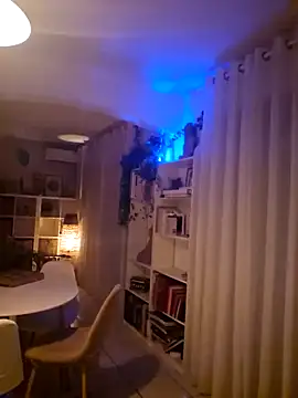 Luna Kitanna online show from 12, 12, 2024